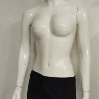 مانکن زنانه