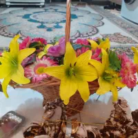 سبد گل مصنوعی
