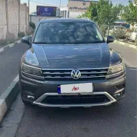 تیگوان ۲۰۱۸|خودرو سواری و وانت|تهران, درختی|دیوار