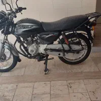 باکسر ۱۵۰ مدل ۱۴۰۰