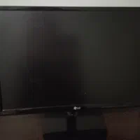 کامپیوتر کیس و کیبورد