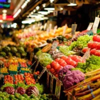 استخدام نیروز تمیز و خوش اخلاق و کاسب