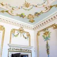 رنگ امیزی ساختمان