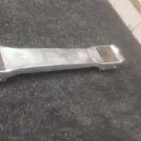 زیر پایه ای یخچالی متحرک و جالباسی ایستاده