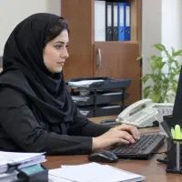 استخدام کارمند اداری خانم