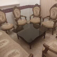 مبلمان کلاسیک ۹ نفره کاملا نو به همراه میز شیشه ای|مبلمان خانگی و میز عسلی|داراب, |دیوار