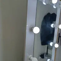 آینه چراغ دار