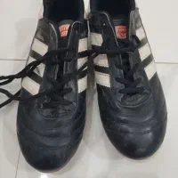 کفش فوتبالی