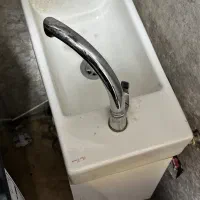 سینک بهمراه شیرآب و ام‌دی‌اف زیر کار