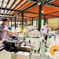 استخدام ۵ نفر نیروی تولید، مونتاژ و بسته‌بندی