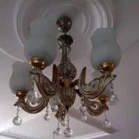 ۲ عدد لوستر|لوستر و چراغ آویز|لاهیجان, کاروانسرابر|دیوار