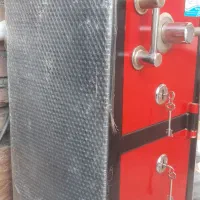 گاوصندوق در حد نو