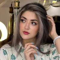 رنگ‌و لایت و کراتین و تراپی مو
