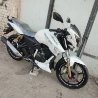 اپاچی 180