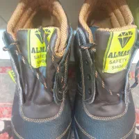 کفش کار کاملا نو