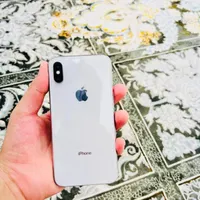 اپل iPhone X با حافظهٔ ۶۴ گیگابایت