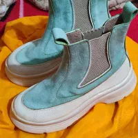 بوت نصف قیمت