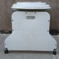 توالت فرنگی تاشو دیواری