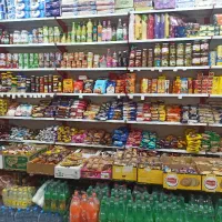 فروشنده سوپر مارکت