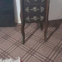 زیر تلویزیون و زیر تلفن