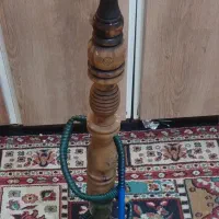 یک قلیون به اضافه یک تنه و تنگ