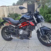 بنلی ۳۰۰دوسیلندر