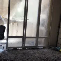 فروش در پنجره
