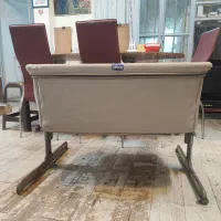 تخت کنار مادر چیکو