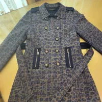 لباس زنانه|لباس|مشهد, کوشش|دیوار