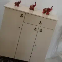 کمد و جاکفشی در حدنو کاملا سالم وتمیز