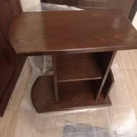 میز‌چوبکده‌اصل‌دکوری‌درحد‌نو