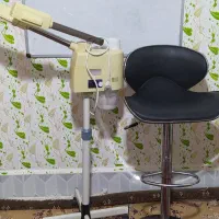 دوعددصندلی پایه استیل ویک عدد دستگاه بخور صورت