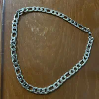 گردنبند کارتیر استیل رنگ ثابت در حد نو