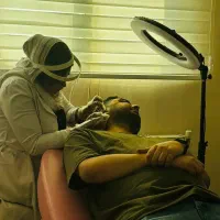 برداشتن انواع خال گوشتی،زگیل،منگوله،کک مک