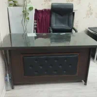 ست میز و صندلی اداری