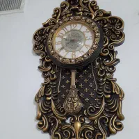 ساعت طلایی مشکی نو