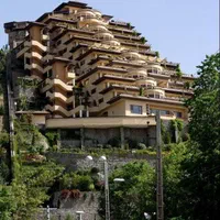 ۷۶۰ متر اپارتمان ژورنالی تراس قابل چیدمان اصطلک