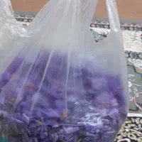 زعفران پاک میکنم
