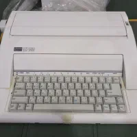 ماشین تایپ برقی قدیمی نو و آکبند ناکاجیما