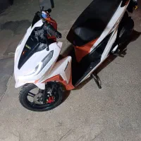 فروش یک دستگاه موتورسیکلت طرح کلیک شرکت هانی ۱۵۰