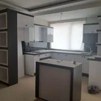 جمهوری/۹۰متری/پارکینگ اختصاصی