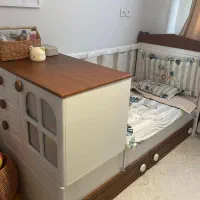 تخت در حد نوی نو مناسب نوزاد تا نوجوانی با تشک