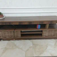 میز چوبی زیر تلویزیون دوتیکه رنگ قهوه ای طبق عکس|میز تلویزیون|تهران, جوادیه تهرانپارس|دیوار