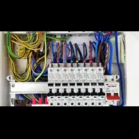 برقکار ساختمان شبانه روزی در شهر مشهد