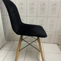 صندلی پایه چوبی مشکی
