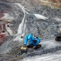 نیازمند تعدادی کنترل چی و سرویس کار ماشین سنگین