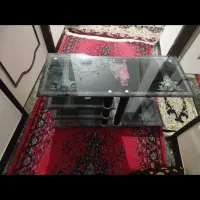 فروش یک عدد زیر تلویزیونی