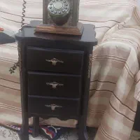 تلفن و میز تلفن