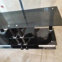 میز تلویزیون ۴۲ اینچ قیمت توافقی هیچ مشکلی نداره
