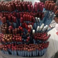 استند رژ مدادی و خط لب برند دو سه اورجینال|آرایشی، بهداشتی، درمانی|گلستان (تهران), |دیوار